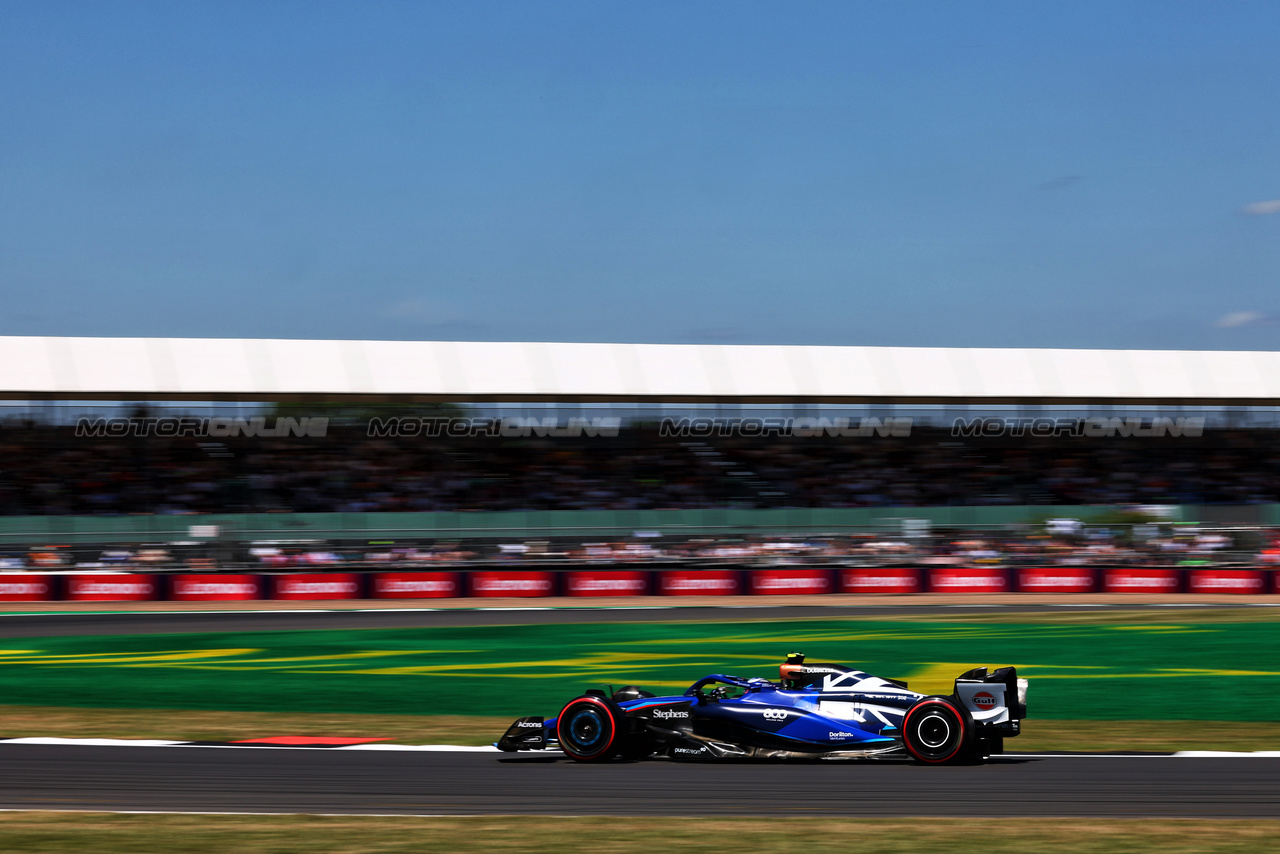 GP GRAN BRETAGNA, Logan Sargeant (USA) Williams Racing FW45.

07.07.2023. Formula 1 World Championship, Rd 11, British Grand Prix, Silverstone, England, Practice Day.

 - www.xpbimages.com, EMail: requests@xpbimages.com © Copyright: Coates / XPB Images
