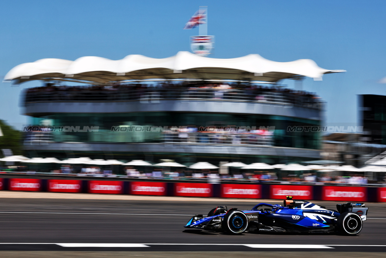 GP GRAN BRETAGNA, Logan Sargeant (USA) Williams Racing FW45.

07.07.2023. Formula 1 World Championship, Rd 11, British Grand Prix, Silverstone, England, Practice Day.

 - www.xpbimages.com, EMail: requests@xpbimages.com © Copyright: Coates / XPB Images
