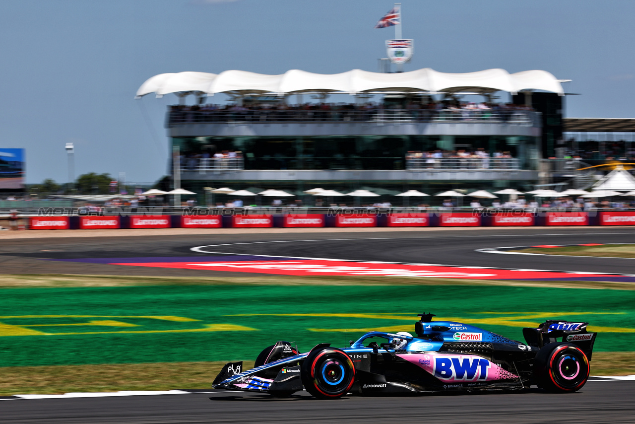 GP GRAN BRETAGNA, Alexander Albon (THA) Williams Racing FW45.

07.07.2023. Formula 1 World Championship, Rd 11, British Grand Prix, Silverstone, England, Practice Day.

 - www.xpbimages.com, EMail: requests@xpbimages.com © Copyright: Coates / XPB Images