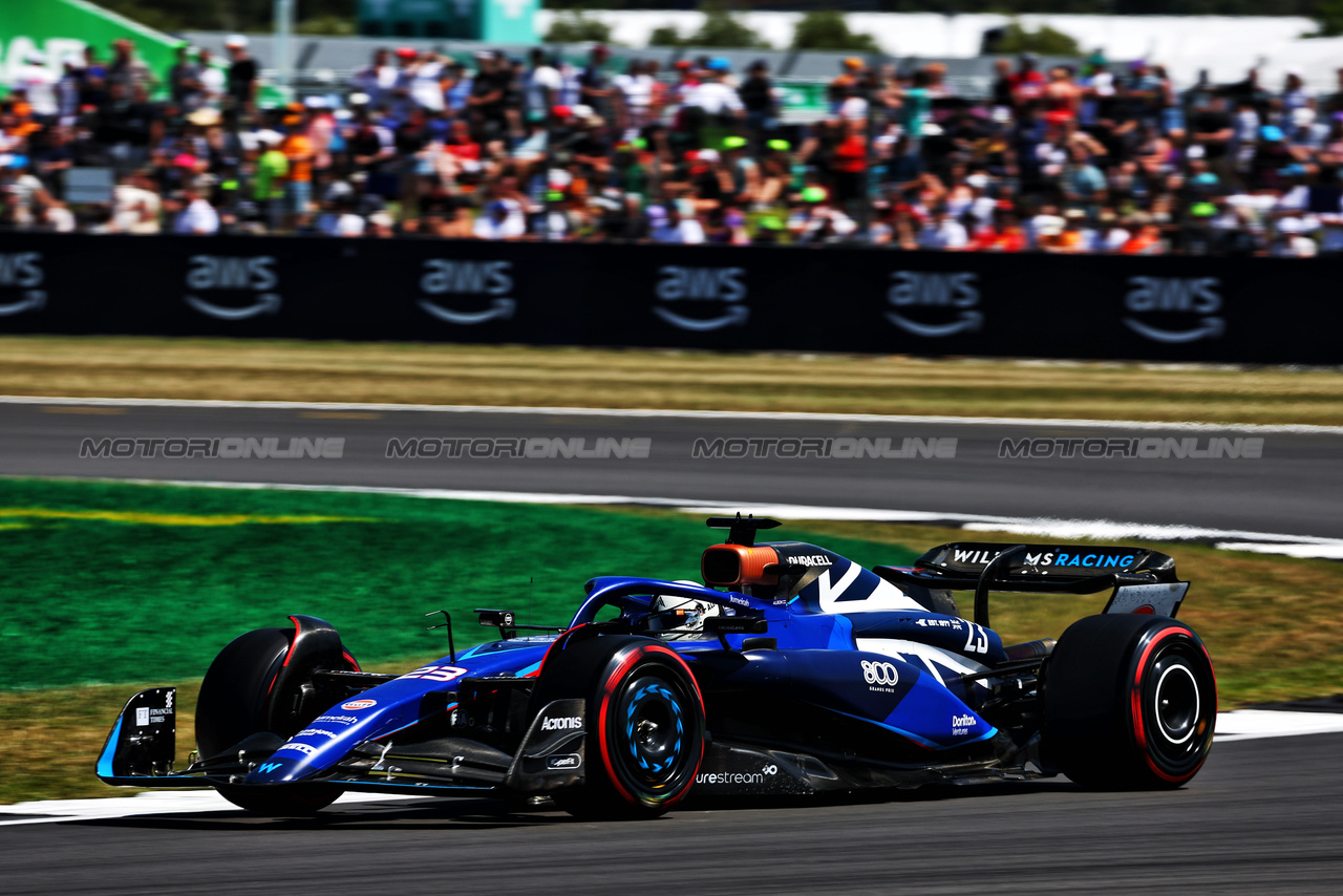 GP GRAN BRETAGNA, Alexander Albon (THA) Williams Racing FW45.

07.07.2023. Formula 1 World Championship, Rd 11, British Grand Prix, Silverstone, England, Practice Day.

 - www.xpbimages.com, EMail: requests@xpbimages.com © Copyright: Coates / XPB Images