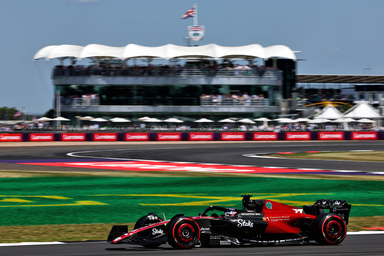 GP GRAN BRETAGNA, Valtteri Bottas (FIN) Alfa Romeo F1 Team C43.

07.07.2023. Formula 1 World Championship, Rd 11, British Grand Prix, Silverstone, England, Practice Day.

 - www.xpbimages.com, EMail: requests@xpbimages.com © Copyright: Coates / XPB Images