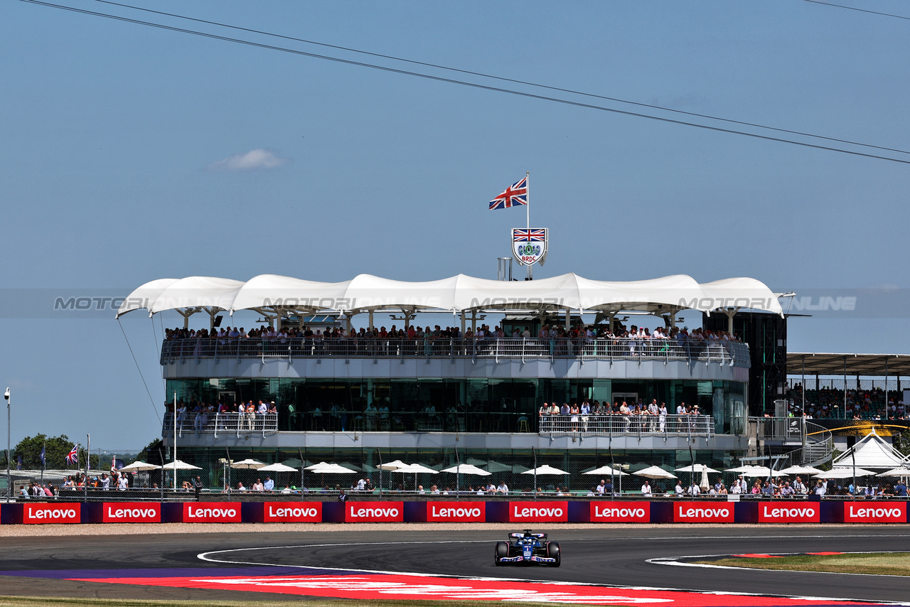 GP GRAN BRETAGNA, Esteban Ocon (FRA) Alpine F1 Team A523.

07.07.2023. Formula 1 World Championship, Rd 11, British Grand Prix, Silverstone, England, Practice Day.

 - www.xpbimages.com, EMail: requests@xpbimages.com © Copyright: Coates / XPB Images