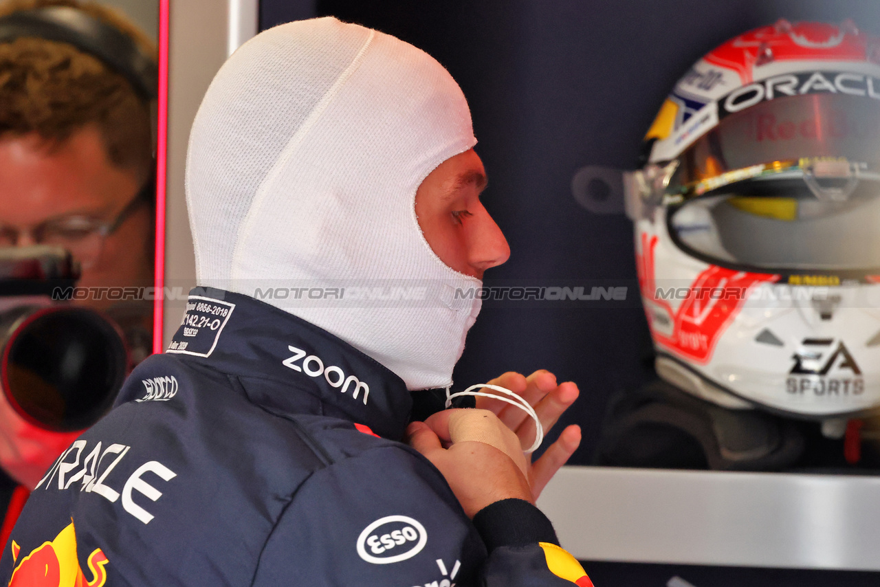 GP GRAN BRETAGNA, Max Verstappen (NLD) Red Bull Racing.

07.07.2023. Formula 1 World Championship, Rd 11, British Grand Prix, Silverstone, England, Practice Day.

- www.xpbimages.com, EMail: requests@xpbimages.com © Copyright: Batchelor / XPB Images