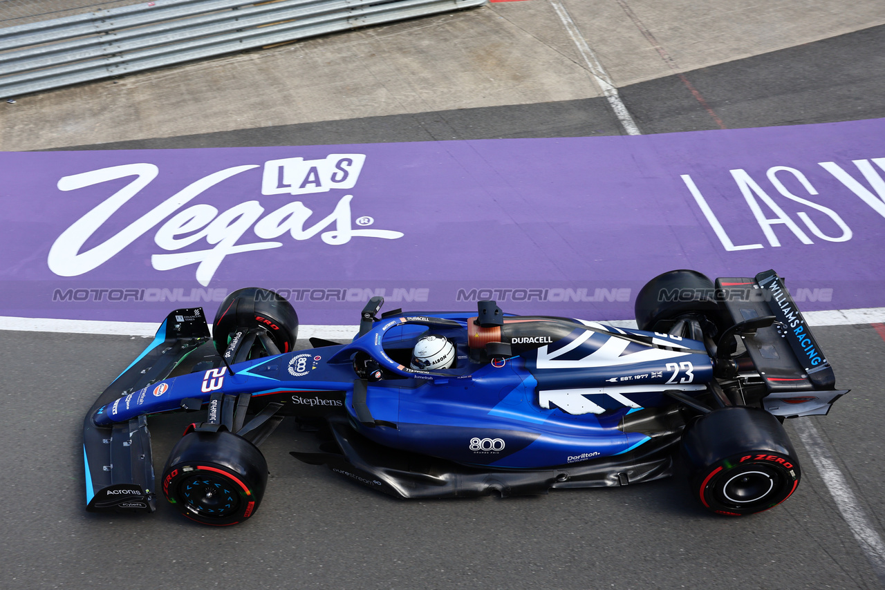 GP GRAN BRETAGNA, Alexander Albon (THA) Williams Racing FW45.

07.07.2023. Formula 1 World Championship, Rd 11, British Grand Prix, Silverstone, England, Practice Day.

- www.xpbimages.com, EMail: requests@xpbimages.com © Copyright: Batchelor / XPB Images