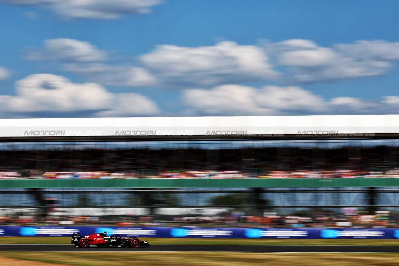 GP GRAN BRETAGNA, Valtteri Bottas (FIN) Alfa Romeo F1 Team C43.

07.07.2023. Formula 1 World Championship, Rd 11, British Grand Prix, Silverstone, England, Practice Day.

 - www.xpbimages.com, EMail: requests@xpbimages.com © Copyright: Coates / XPB Images