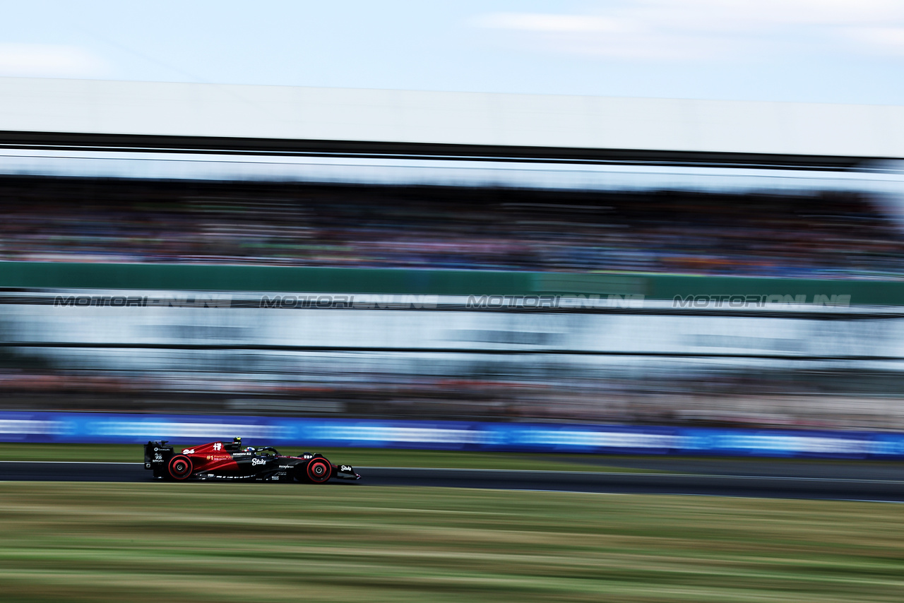 GP GRAN BRETAGNA, Zhou Guanyu (CHN) Alfa Romeo F1 Team C43.

07.07.2023. Formula 1 World Championship, Rd 11, British Grand Prix, Silverstone, England, Practice Day.

 - www.xpbimages.com, EMail: requests@xpbimages.com © Copyright: Coates / XPB Images