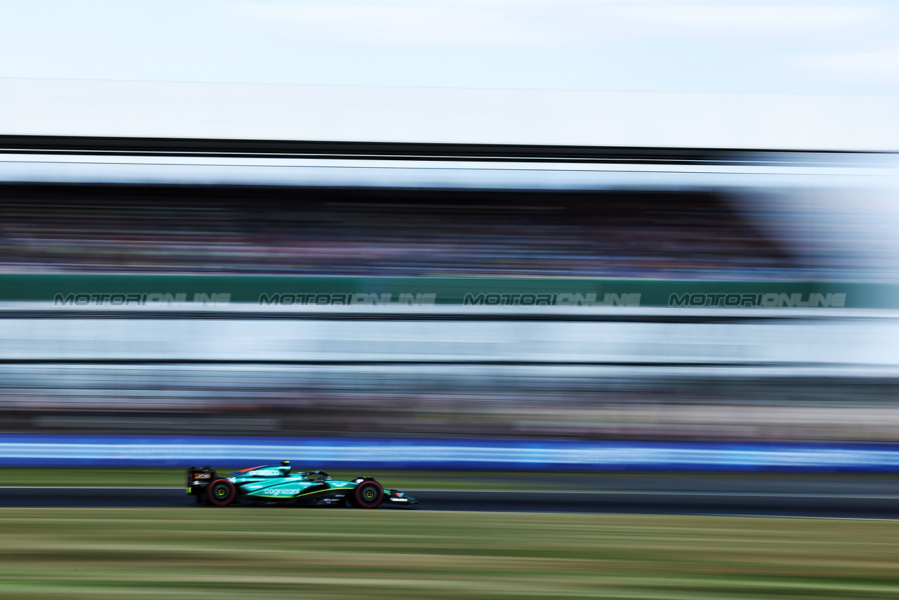 GP GRAN BRETAGNA, Fernando Alonso (ESP) Aston Martin F1 Team AMR23.

07.07.2023. Formula 1 World Championship, Rd 11, British Grand Prix, Silverstone, England, Practice Day.

 - www.xpbimages.com, EMail: requests@xpbimages.com © Copyright: Coates / XPB Images