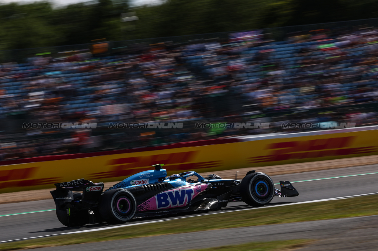 GP GRAN BRETAGNA, Pierre Gasly (FRA), Alpine F1 Team 
07.07.2023. Formula 1 World Championship, Rd 11, British Grand Prix, Silverstone, England, Practice Day.
- www.xpbimages.com, EMail: requests@xpbimages.com © Copyright: Charniaux / XPB Images
