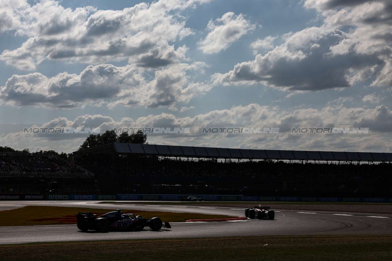 GP GRAN BRETAGNA, Pierre Gasly (FRA), Alpine F1 Team 
07.07.2023. Formula 1 World Championship, Rd 11, British Grand Prix, Silverstone, England, Practice Day.
- www.xpbimages.com, EMail: requests@xpbimages.com © Copyright: Charniaux / XPB Images