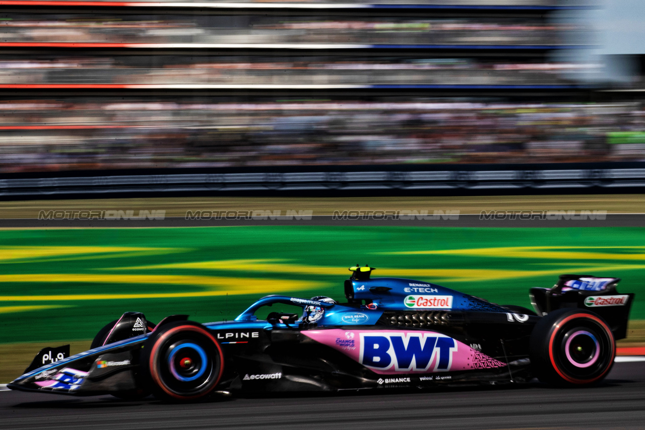 GP GRAN BRETAGNA, Pierre Gasly (FRA) Alpine F1 Team A523.

07.07.2023. Formula 1 World Championship, Rd 11, British Grand Prix, Silverstone, England, Practice Day.

- www.xpbimages.com, EMail: requests@xpbimages.com © Copyright: Staley / XPB Images