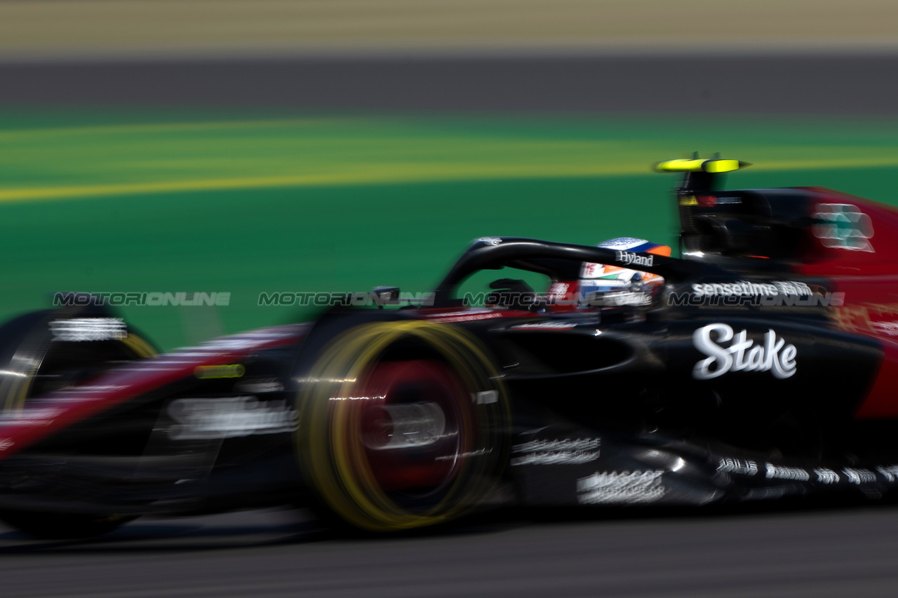 GP GRAN BRETAGNA, Zhou Guanyu (CHN) Alfa Romeo F1 Team C43.

07.07.2023. Formula 1 World Championship, Rd 11, British Grand Prix, Silverstone, England, Practice Day.

- www.xpbimages.com, EMail: requests@xpbimages.com © Copyright: Staley / XPB Images