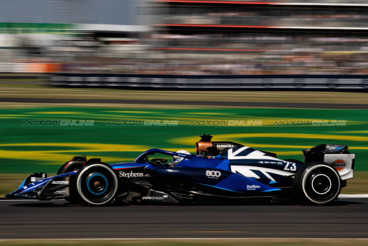 GP GRAN BRETAGNA, Alexander Albon (THA) Williams Racing FW45.

07.07.2023. Formula 1 World Championship, Rd 11, British Grand Prix, Silverstone, England, Practice Day.

- www.xpbimages.com, EMail: requests@xpbimages.com © Copyright: Staley / XPB Images