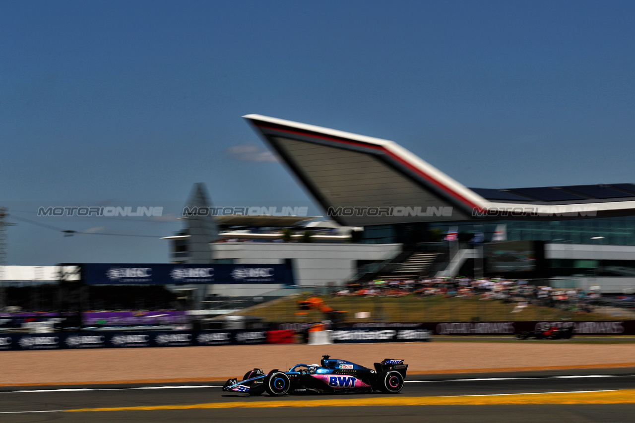GP GRAN BRETAGNA, Pierre Gasly (FRA) Alpine F1 Team A523.

07.07.2023. Formula 1 World Championship, Rd 11, British Grand Prix, Silverstone, England, Practice Day.

- www.xpbimages.com, EMail: requests@xpbimages.com © Copyright: Moy / XPB Images