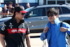 GP GRAN BRETAGNA, (L to R): Zhou Guanyu (CHN) Alfa Romeo F1 Team with Yuki Tsunoda (JPN) AlphaTauri.
07.07.2023. Formula 1 World Championship, Rd 11, British Grand Prix, Silverstone, England, Practice Day.
 - www.xpbimages.com, EMail: requests@xpbimages.com © Copyright: Coates / XPB Images
