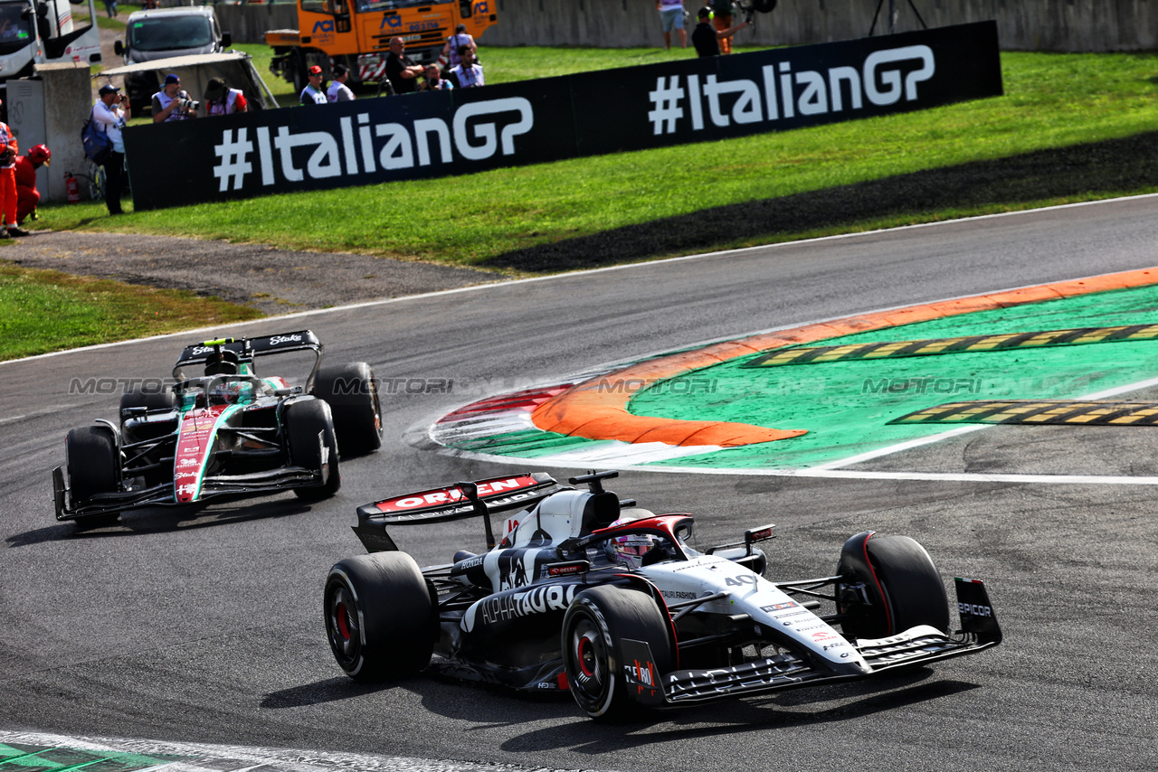 GP ITALIA, Liam Lawson (NZL) AlphaTauri AT04.

03.09.2023. Formula 1 World Championship, Rd 15, Italian Grand Prix, Monza, Italy, Gara Day.

- www.xpbimages.com, EMail: requests@xpbimages.com © Copyright: Batchelor / XPB Images