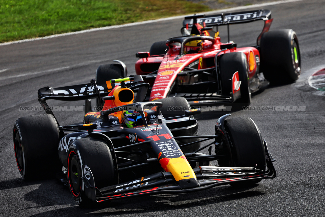 GP ITALIA, Sergio Perez (MEX) Red Bull Racing RB19.

03.09.2023. Formula 1 World Championship, Rd 15, Italian Grand Prix, Monza, Italy, Gara Day.

- www.xpbimages.com, EMail: requests@xpbimages.com © Copyright: Batchelor / XPB Images
