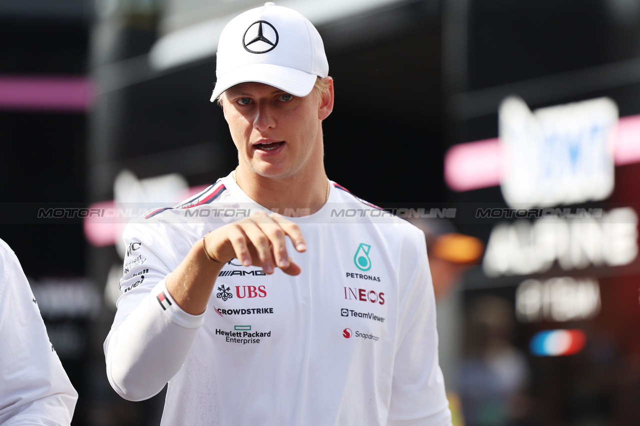 GP ITALIA, Mick Schumacher (GER) Mercedes AMG F1 Reserve Driver.

03.09.2023. Formula 1 World Championship, Rd 15, Italian Grand Prix, Monza, Italy, Gara Day.

 - www.xpbimages.com, EMail: requests@xpbimages.com © Copyright: Staley / XPB Images