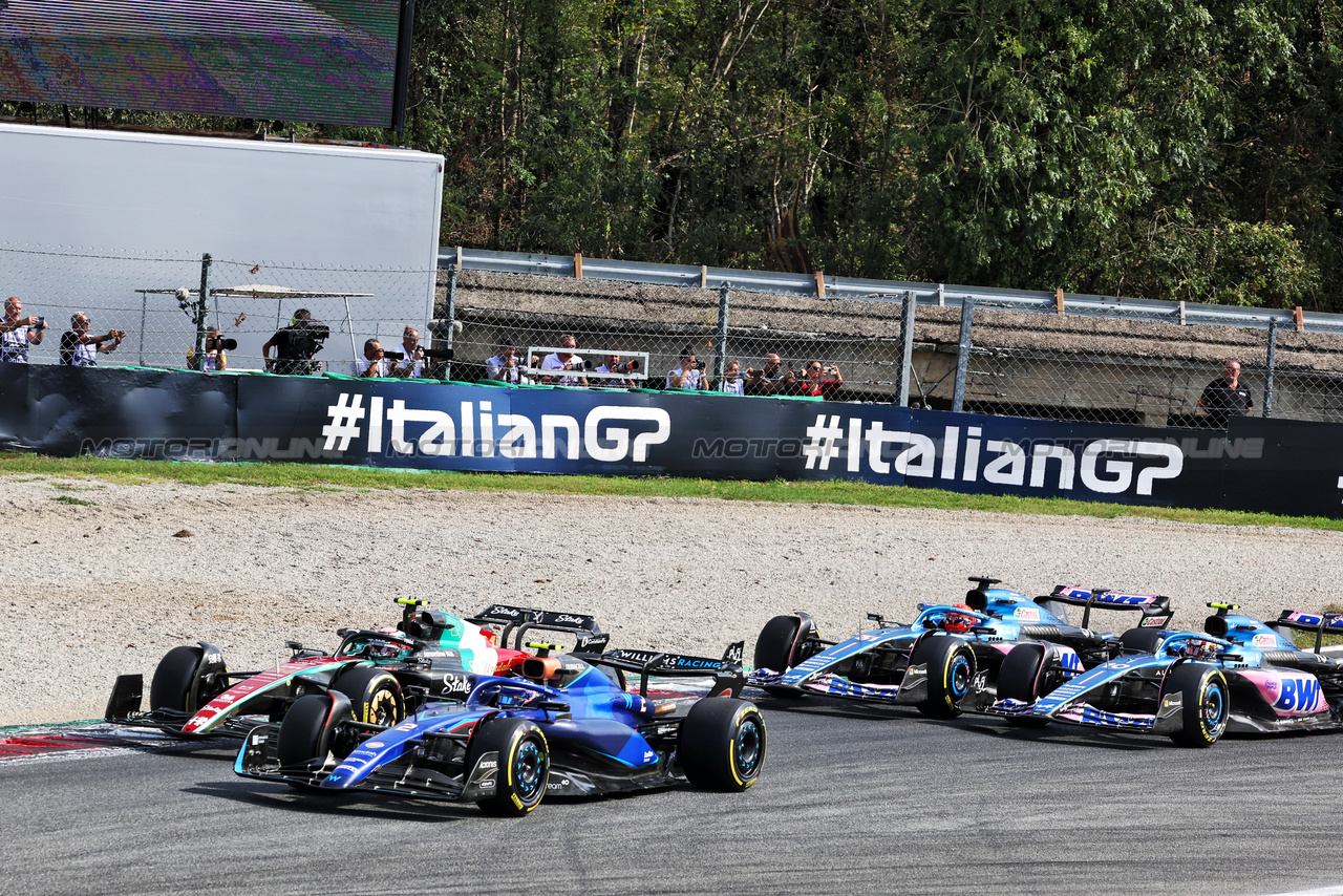 GP ITALIA, Logan Sargeant (USA) Williams Racing FW45 at the partenza of the race.

03.09.2023. Formula 1 World Championship, Rd 15, Italian Grand Prix, Monza, Italy, Gara Day.

- www.xpbimages.com, EMail: requests@xpbimages.com © Copyright: Bearne / XPB Images