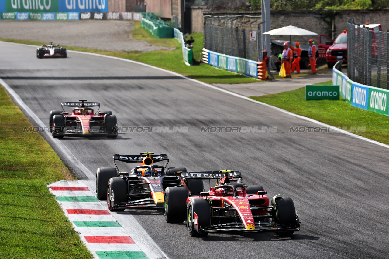 GP ITALIA, Carlos Sainz Jr (ESP) Ferrari SF-23.

03.09.2023. Formula 1 World Championship, Rd 15, Italian Grand Prix, Monza, Italy, Gara Day.

 - www.xpbimages.com, EMail: requests@xpbimages.com © Copyright: Coates / XPB Images