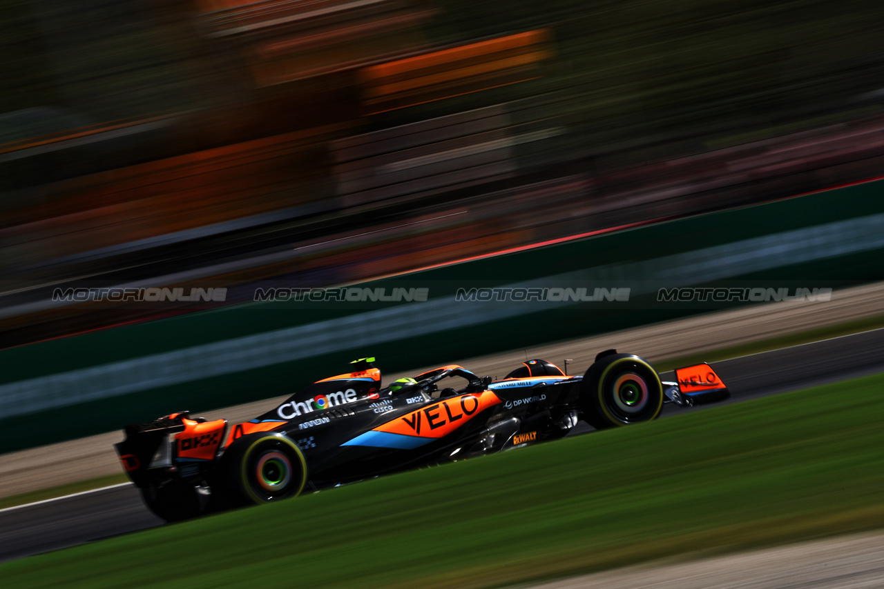 GP ITALIA, Lando Norris (GBR) McLaren MCL60.

03.09.2023. Formula 1 World Championship, Rd 15, Italian Grand Prix, Monza, Italy, Gara Day.

- www.xpbimages.com, EMail: requests@xpbimages.com © Copyright: Charniaux / XPB Images