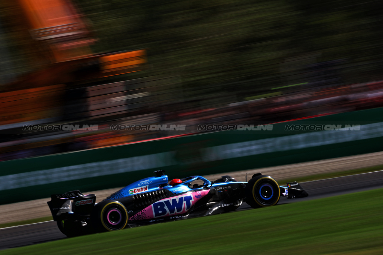 GP ITALIA, Esteban Ocon (FRA) Alpine F1 Team A523.

03.09.2023. Formula 1 World Championship, Rd 15, Italian Grand Prix, Monza, Italy, Gara Day.

- www.xpbimages.com, EMail: requests@xpbimages.com © Copyright: Charniaux / XPB Images