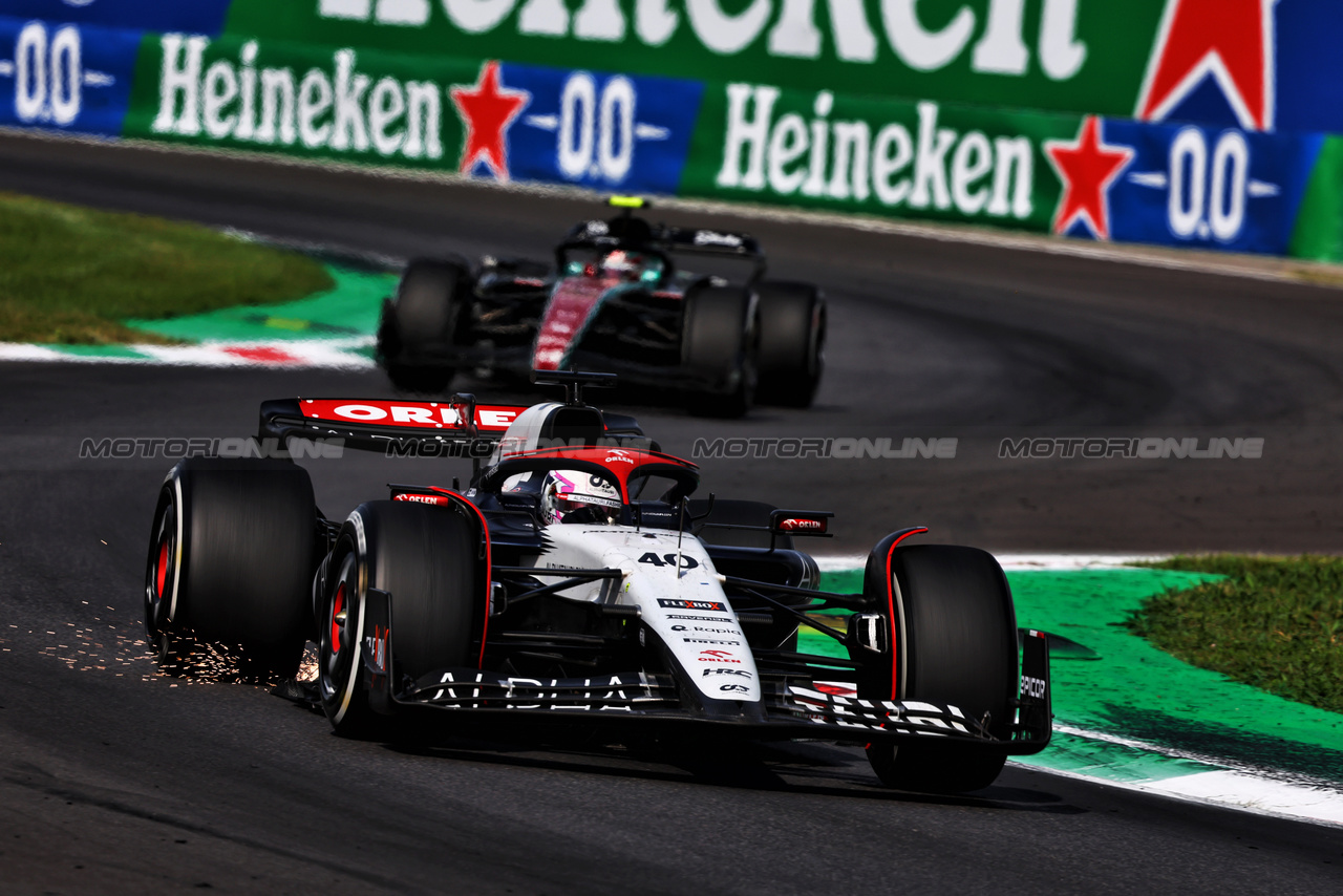 GP ITALIA, Liam Lawson (NZL) AlphaTauri AT04.

03.09.2023. Formula 1 World Championship, Rd 15, Italian Grand Prix, Monza, Italy, Gara Day.

- www.xpbimages.com, EMail: requests@xpbimages.com © Copyright: Charniaux / XPB Images