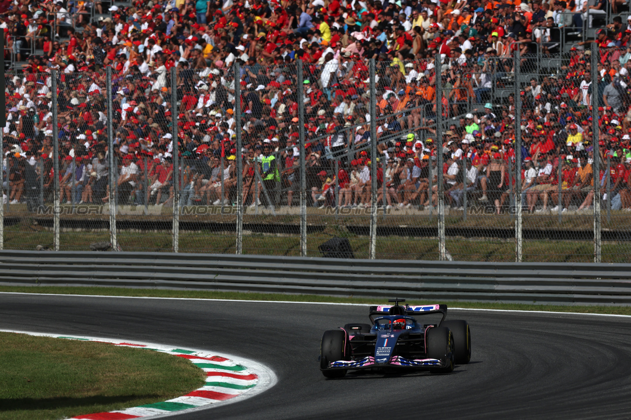 GP ITALIA, Esteban Ocon (FRA) Alpine F1 Team A523.

03.09.2023. Formula 1 World Championship, Rd 15, Italian Grand Prix, Monza, Italy, Gara Day.

 - www.xpbimages.com, EMail: requests@xpbimages.com © Copyright: Staley / XPB Images
