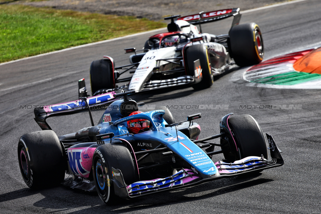 GP ITALIA, Esteban Ocon (FRA) Alpine F1 Team A523.

03.09.2023. Formula 1 World Championship, Rd 15, Italian Grand Prix, Monza, Italy, Gara Day.

- www.xpbimages.com, EMail: requests@xpbimages.com © Copyright: Batchelor / XPB Images