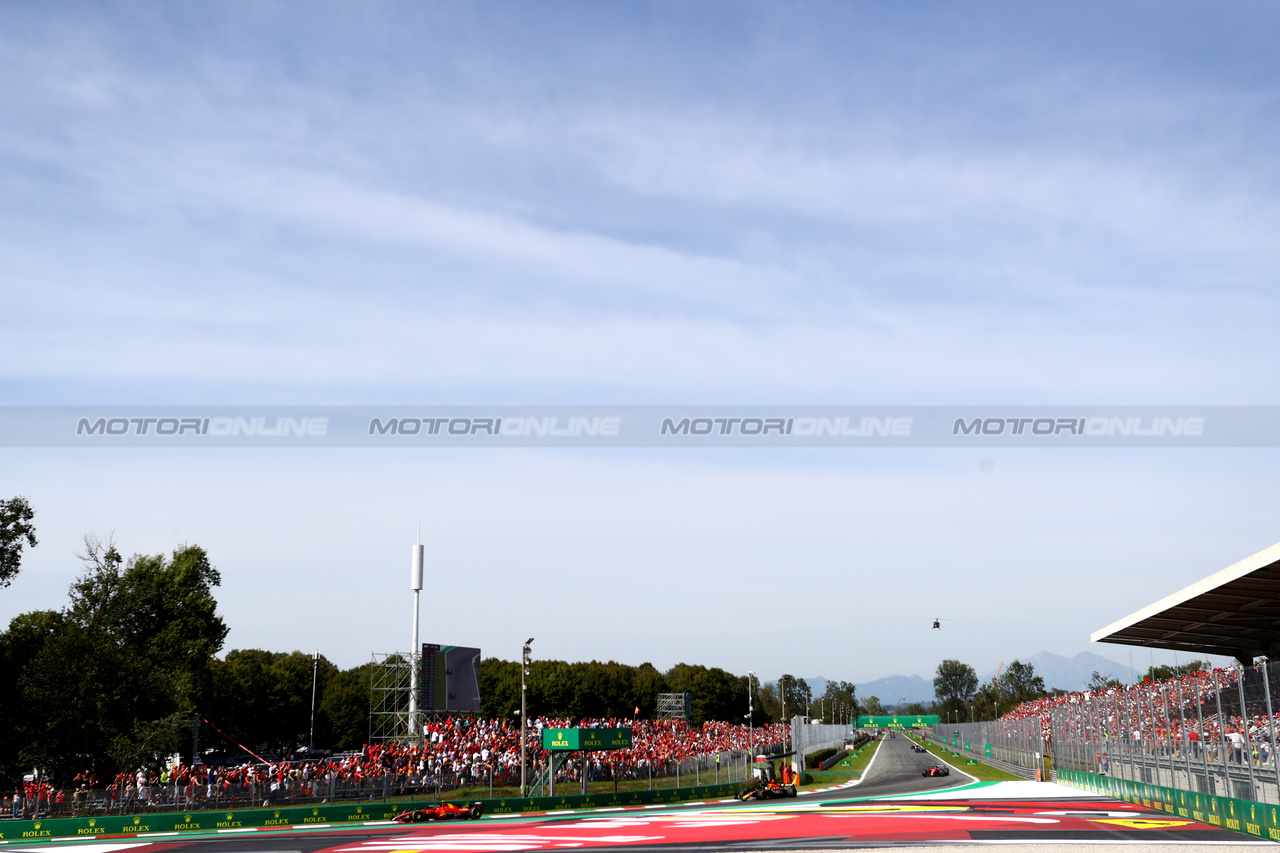 GP ITALIA, Carlos Sainz Jr (ESP) Ferrari SF-23.

03.09.2023. Formula 1 World Championship, Rd 15, Italian Grand Prix, Monza, Italy, Gara Day.

 - www.xpbimages.com, EMail: requests@xpbimages.com © Copyright: Staley / XPB Images