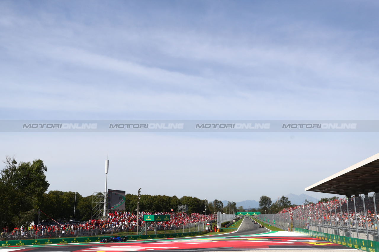 GP ITALIA, Alexander Albon (THA) Williams Racing FW45.

03.09.2023. Formula 1 World Championship, Rd 15, Italian Grand Prix, Monza, Italy, Gara Day.

 - www.xpbimages.com, EMail: requests@xpbimages.com © Copyright: Staley / XPB Images