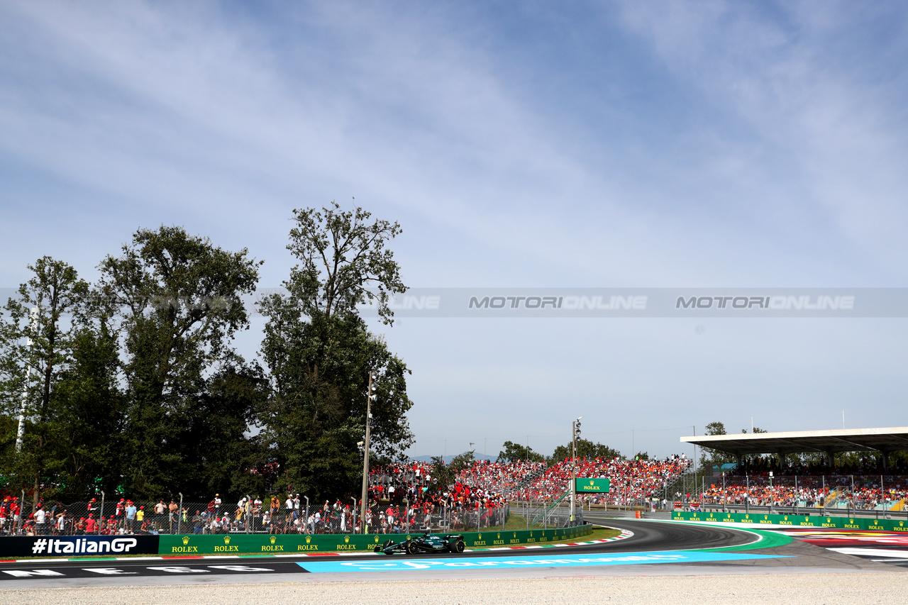 GP ITALIA, George Russell (GBR) Mercedes AMG F1 W14.

03.09.2023. Formula 1 World Championship, Rd 15, Italian Grand Prix, Monza, Italy, Gara Day.

 - www.xpbimages.com, EMail: requests@xpbimages.com © Copyright: Staley / XPB Images