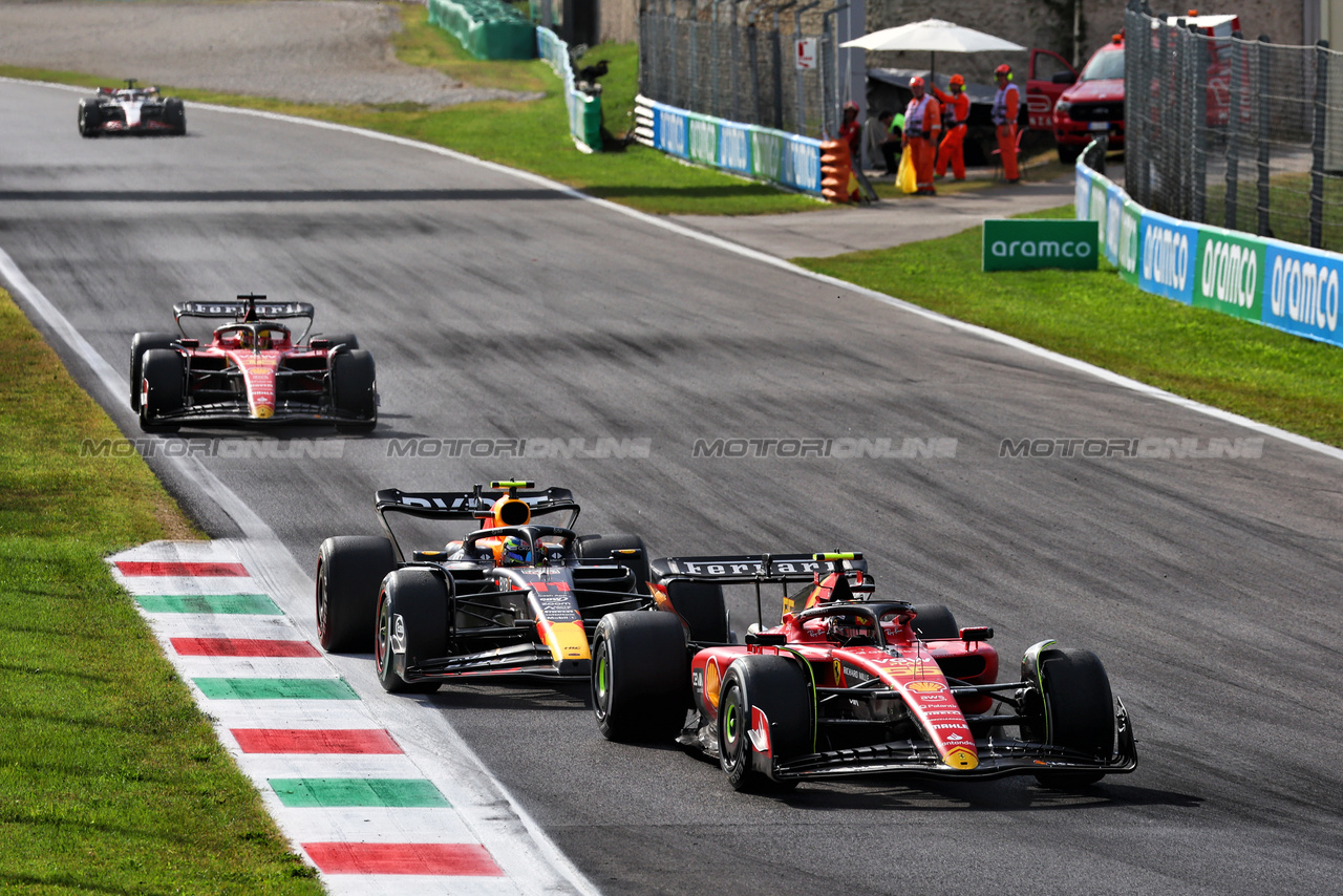 GP ITALIA, Carlos Sainz Jr (ESP) Ferrari SF-23.

03.09.2023. Formula 1 World Championship, Rd 15, Italian Grand Prix, Monza, Italy, Gara Day.

 - www.xpbimages.com, EMail: requests@xpbimages.com © Copyright: Coates / XPB Images