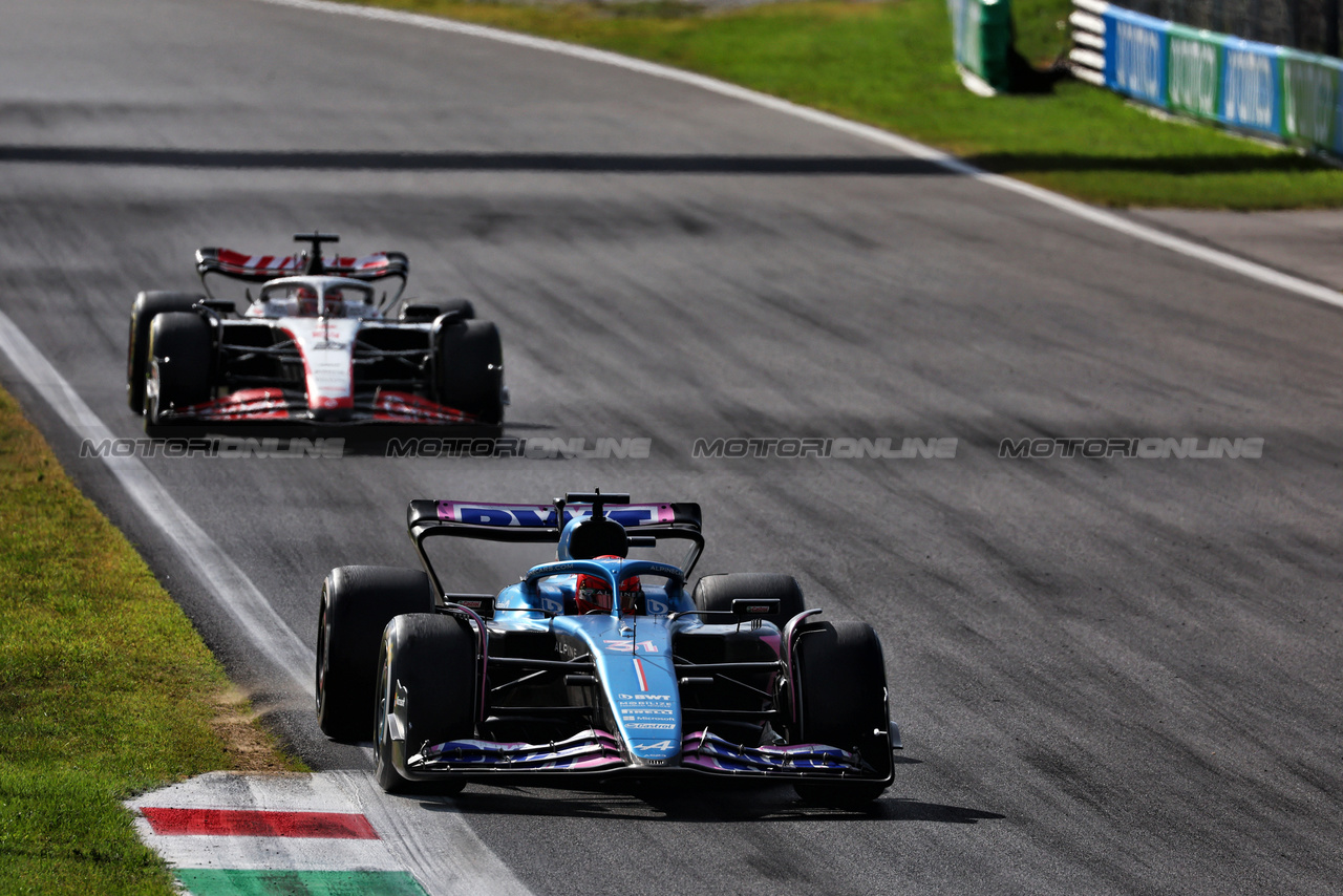 GP ITALIA, Esteban Ocon (FRA) Alpine F1 Team A523.

03.09.2023. Formula 1 World Championship, Rd 15, Italian Grand Prix, Monza, Italy, Gara Day.

 - www.xpbimages.com, EMail: requests@xpbimages.com © Copyright: Coates / XPB Images