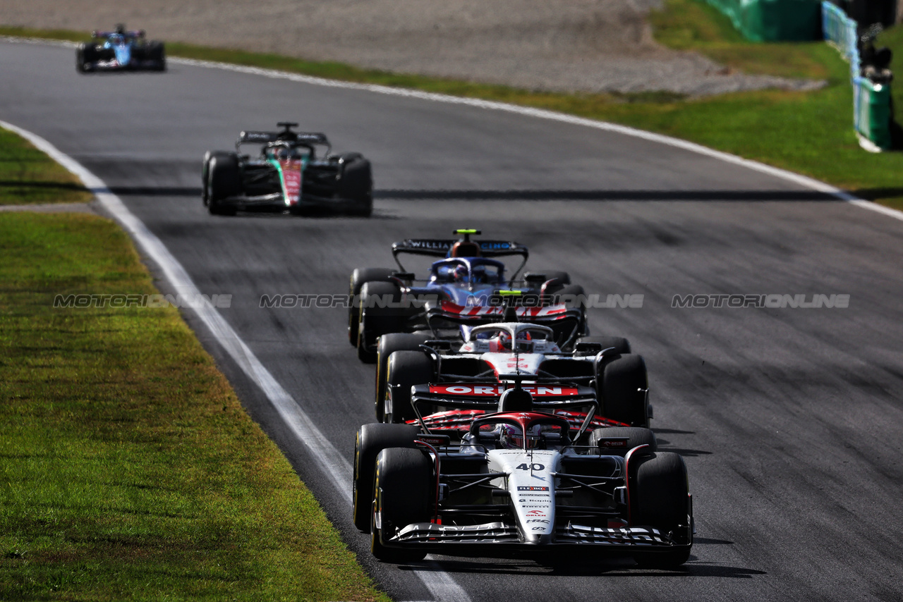 GP ITALIA, Liam Lawson (NZL) AlphaTauri AT04.

03.09.2023. Formula 1 World Championship, Rd 15, Italian Grand Prix, Monza, Italy, Gara Day.

 - www.xpbimages.com, EMail: requests@xpbimages.com © Copyright: Coates / XPB Images