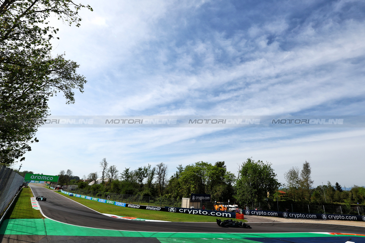 GP ITALIA, Lewis Hamilton (GBR) Mercedes AMG F1 W14.

03.09.2023. Formula 1 World Championship, Rd 15, Italian Grand Prix, Monza, Italy, Gara Day.

 - www.xpbimages.com, EMail: requests@xpbimages.com © Copyright: Coates / XPB Images