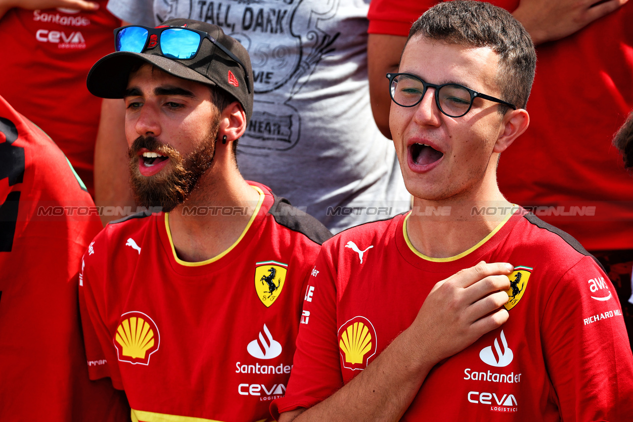 GP ITALIA, Circuit Atmosfera Ferrari fans.

03.09.2023. Formula 1 World Championship, Rd 15, Italian Grand Prix, Monza, Italy, Gara Day.

 - www.xpbimages.com, EMail: requests@xpbimages.com © Copyright: Coates / XPB Images