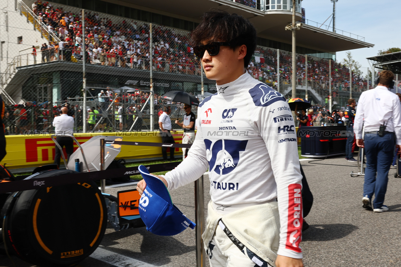 GP ITALIA, Yuki Tsunoda (JPN) AlphaTauri on the grid.

03.09.2023. Formula 1 World Championship, Rd 15, Italian Grand Prix, Monza, Italy, Gara Day.

- www.xpbimages.com, EMail: requests@xpbimages.com © Copyright: Batchelor / XPB Images