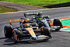 GP ITALIA, Oscar Piastri (AUS) McLaren MCL60 e Lewis Hamilton (GBR) Mercedes AMG F1 W14.
03.09.2023. Formula 1 World Championship, Rd 15, Italian Grand Prix, Monza, Italy, Gara Day.
- www.xpbimages.com, EMail: requests@xpbimages.com © Copyright: Batchelor / XPB Images