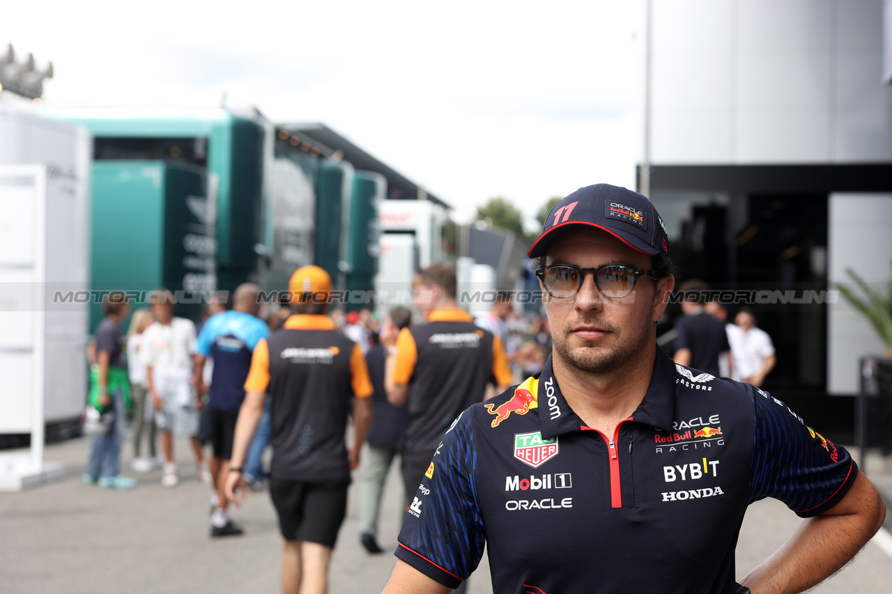 GP ITALIA, Sergio Perez (MEX) Red Bull Racing.

31.08.2023. Formula 1 World Championship, Rd 15, Italian Grand Prix, Monza, Italy, Preparation Day.

- www.xpbimages.com, EMail: requests@xpbimages.com © Copyright: Bearne / XPB Images