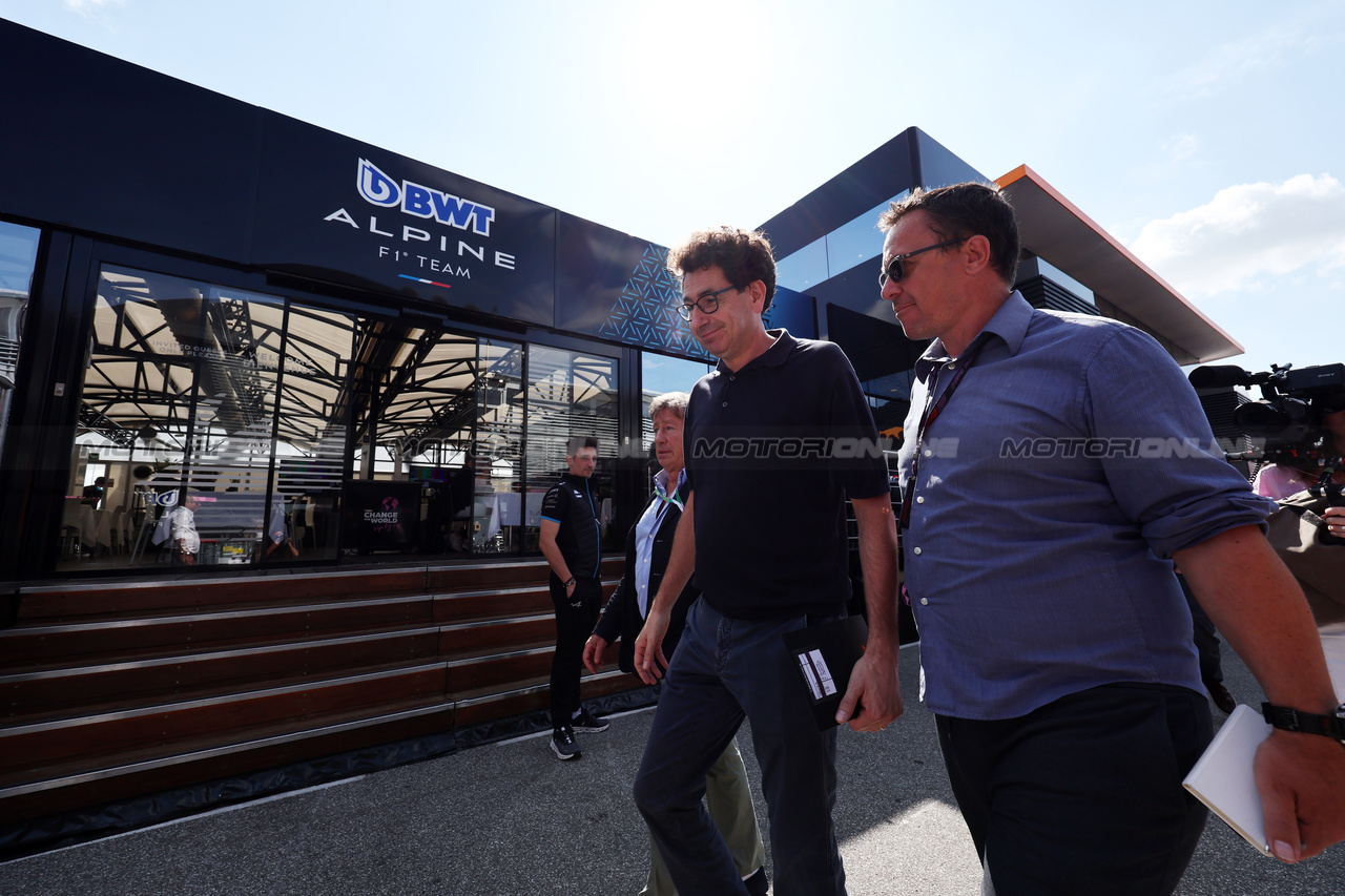 GP ITALIA, Mattia Binotto (ITA) Ferrari Team Principal walks past the Alpine F1 Team motorhome with Jonathan Noble (GBR) Journalist.

31.08.2023. Formula 1 World Championship, Rd 15, Italian Grand Prix, Monza, Italy, Preparation Day.

- www.xpbimages.com, EMail: requests@xpbimages.com © Copyright: Moy / XPB Images