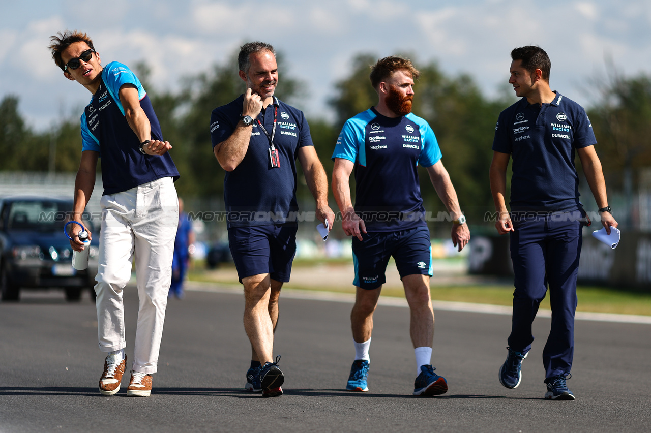 GP ITALIA, Alex Albon (THA), Williams F1 Team 
31.08.2023. Formula 1 World Championship, Rd 15, Italian Grand Prix, Monza, Italy, Preparation Day.
- www.xpbimages.com, EMail: requests@xpbimages.com © Copyright: Charniaux / XPB Images