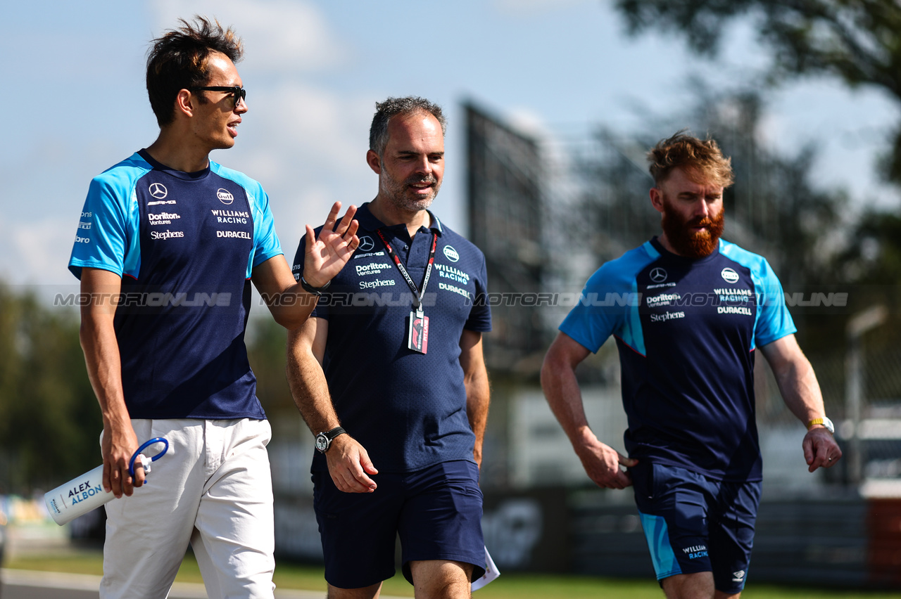 GP ITALIA, Alex Albon (THA), Williams F1 Team 
31.08.2023. Formula 1 World Championship, Rd 15, Italian Grand Prix, Monza, Italy, Preparation Day.
- www.xpbimages.com, EMail: requests@xpbimages.com © Copyright: Charniaux / XPB Images