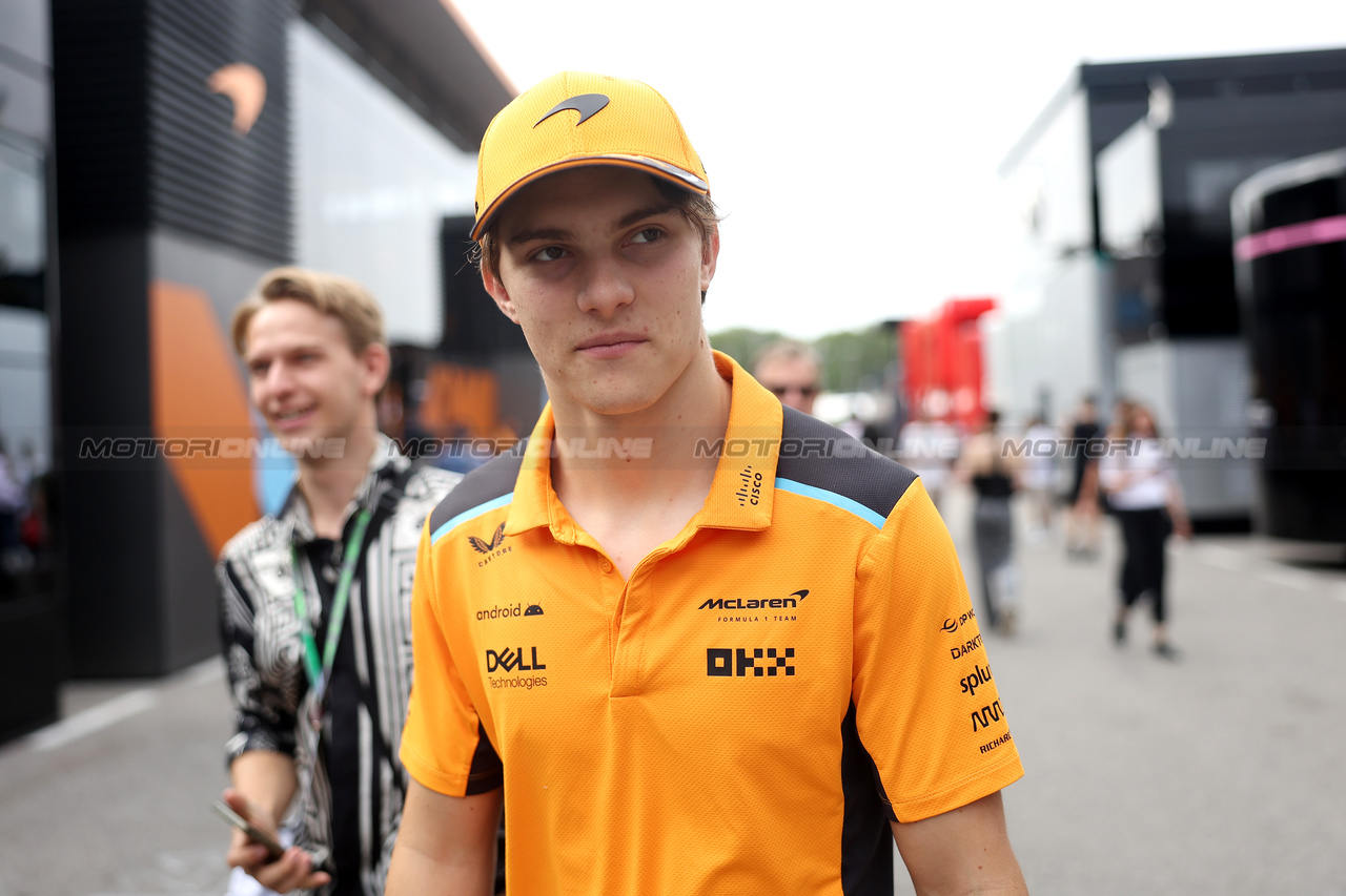 GP ITALIA, Oscar Piastri (AUS) McLaren.

02.09.2023. Formula 1 World Championship, Rd 15, Italian Grand Prix, Monza, Italy, Qualifiche Day.

- www.xpbimages.com, EMail: requests@xpbimages.com © Copyright: Bearne / XPB Images