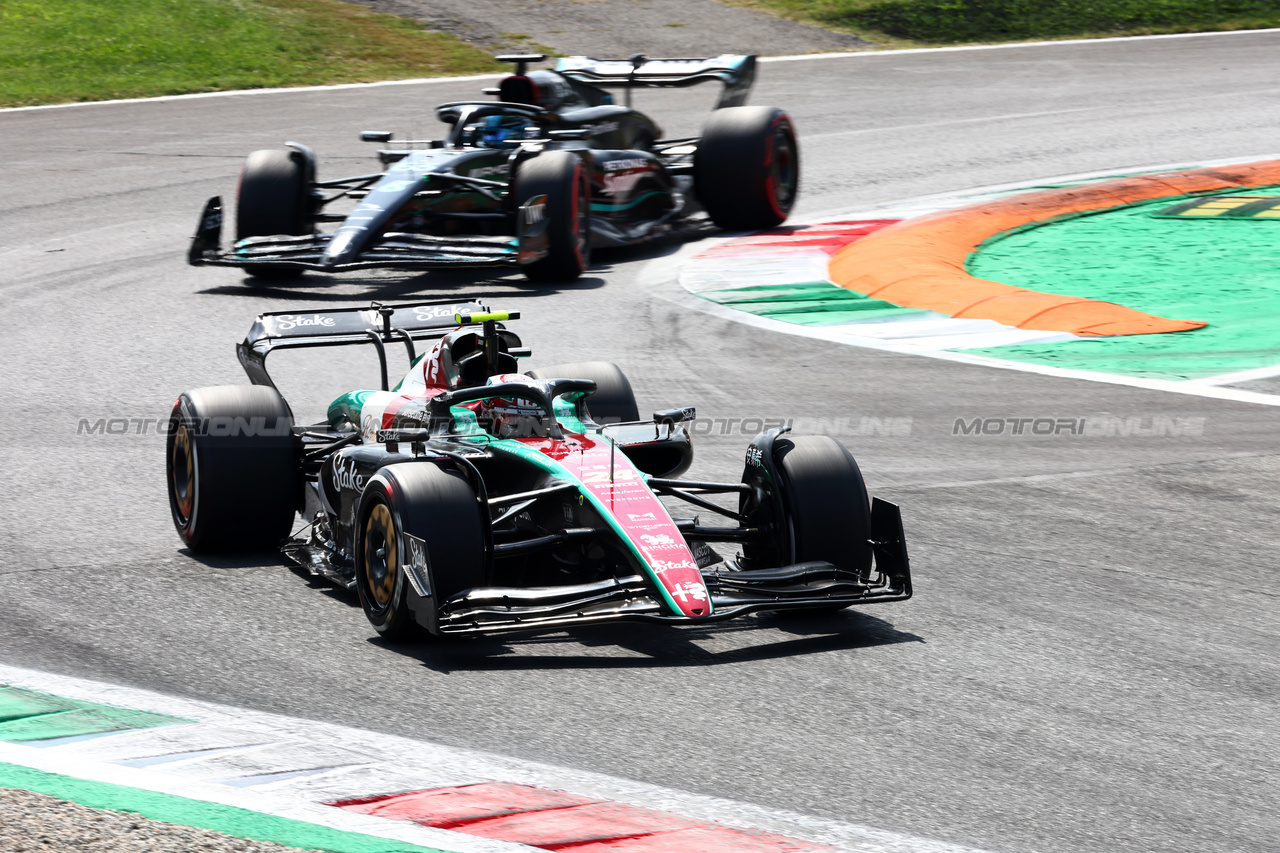 GP ITALIA, Zhou Guanyu (CHN) Alfa Romeo F1 Team C43.

02.09.2023. Formula 1 World Championship, Rd 15, Italian Grand Prix, Monza, Italy, Qualifiche Day.

- www.xpbimages.com, EMail: requests@xpbimages.com © Copyright: Batchelor / XPB Images