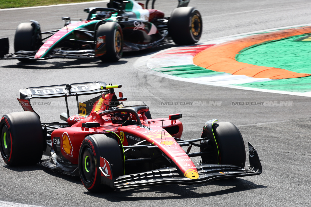 GP ITALIA, Carlos Sainz Jr (ESP) Ferrari SF-23.

02.09.2023. Formula 1 World Championship, Rd 15, Italian Grand Prix, Monza, Italy, Qualifiche Day.

- www.xpbimages.com, EMail: requests@xpbimages.com © Copyright: Batchelor / XPB Images