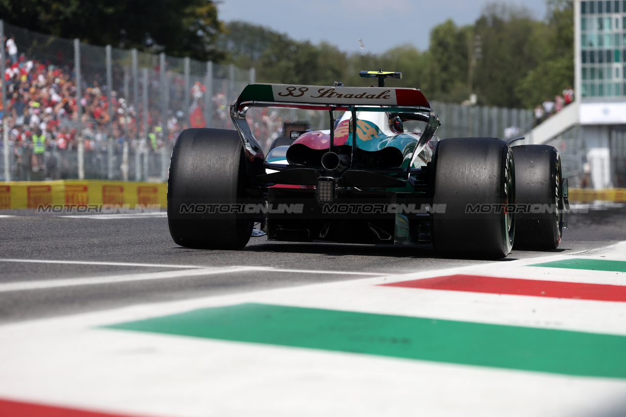 GP ITALIA, Zhou Guanyu (CHN) Alfa Romeo F1 Team C43.

02.09.2023. Formula 1 World Championship, Rd 15, Italian Grand Prix, Monza, Italy, Qualifiche Day.

- www.xpbimages.com, EMail: requests@xpbimages.com © Copyright: Bearne / XPB Images