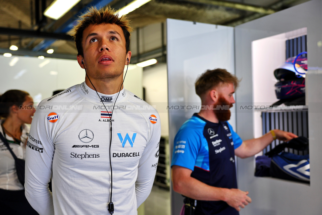 GP ITALIA, Alexander Albon (THA) Williams Racing.

02.09.2023. Formula 1 World Championship, Rd 15, Italian Grand Prix, Monza, Italy, Qualifiche Day.

- www.xpbimages.com, EMail: requests@xpbimages.com © Copyright: Batchelor / XPB Images