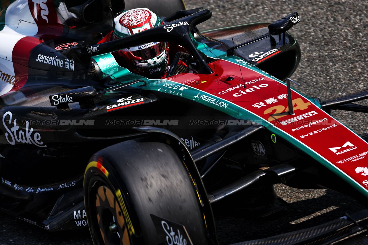 GP ITALIA, Zhou Guanyu (CHN) Alfa Romeo F1 Team C43.

02.09.2023. Formula 1 World Championship, Rd 15, Italian Grand Prix, Monza, Italy, Qualifiche Day.

 - www.xpbimages.com, EMail: requests@xpbimages.com © Copyright: Coates / XPB Images