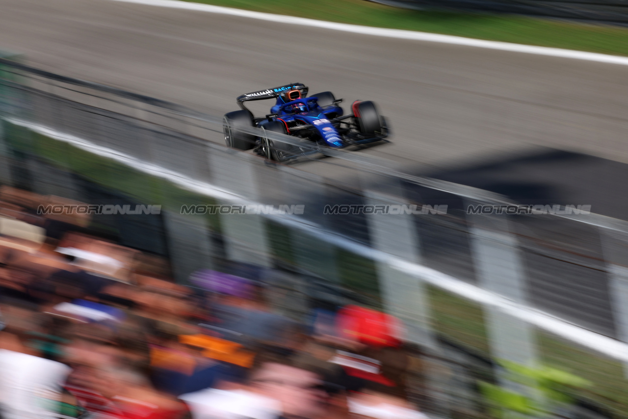 GP ITALIA, Alexander Albon (THA) Williams Racing FW45.

02.09.2023. Formula 1 World Championship, Rd 15, Italian Grand Prix, Monza, Italy, Qualifiche Day.

 - www.xpbimages.com, EMail: requests@xpbimages.com © Copyright: Staley / XPB Images
