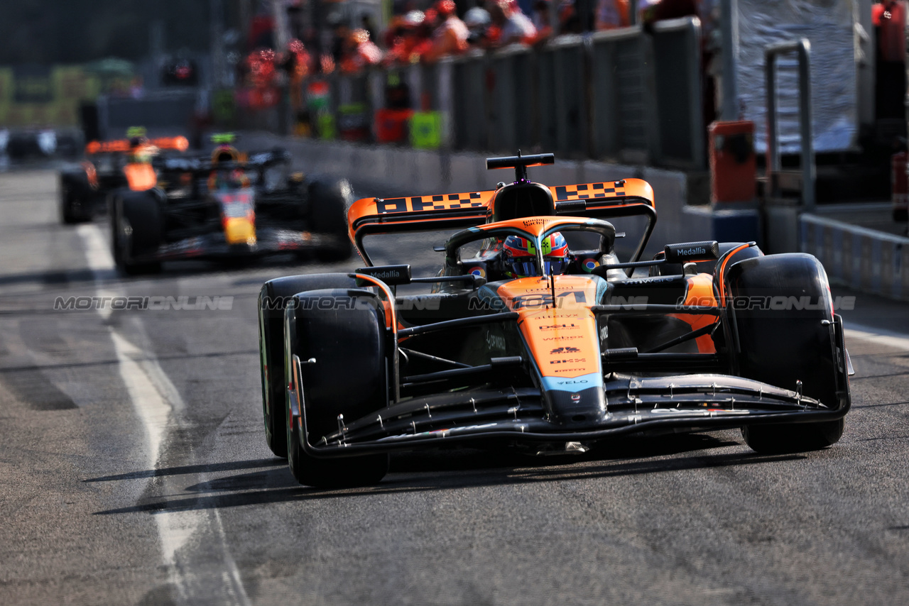 GP ITALIA, Oscar Piastri (AUS) McLaren MCL60 leaves the pits.

02.09.2023. Formula 1 World Championship, Rd 15, Italian Grand Prix, Monza, Italy, Qualifiche Day.

- www.xpbimages.com, EMail: requests@xpbimages.com © Copyright: Bearne / XPB Images